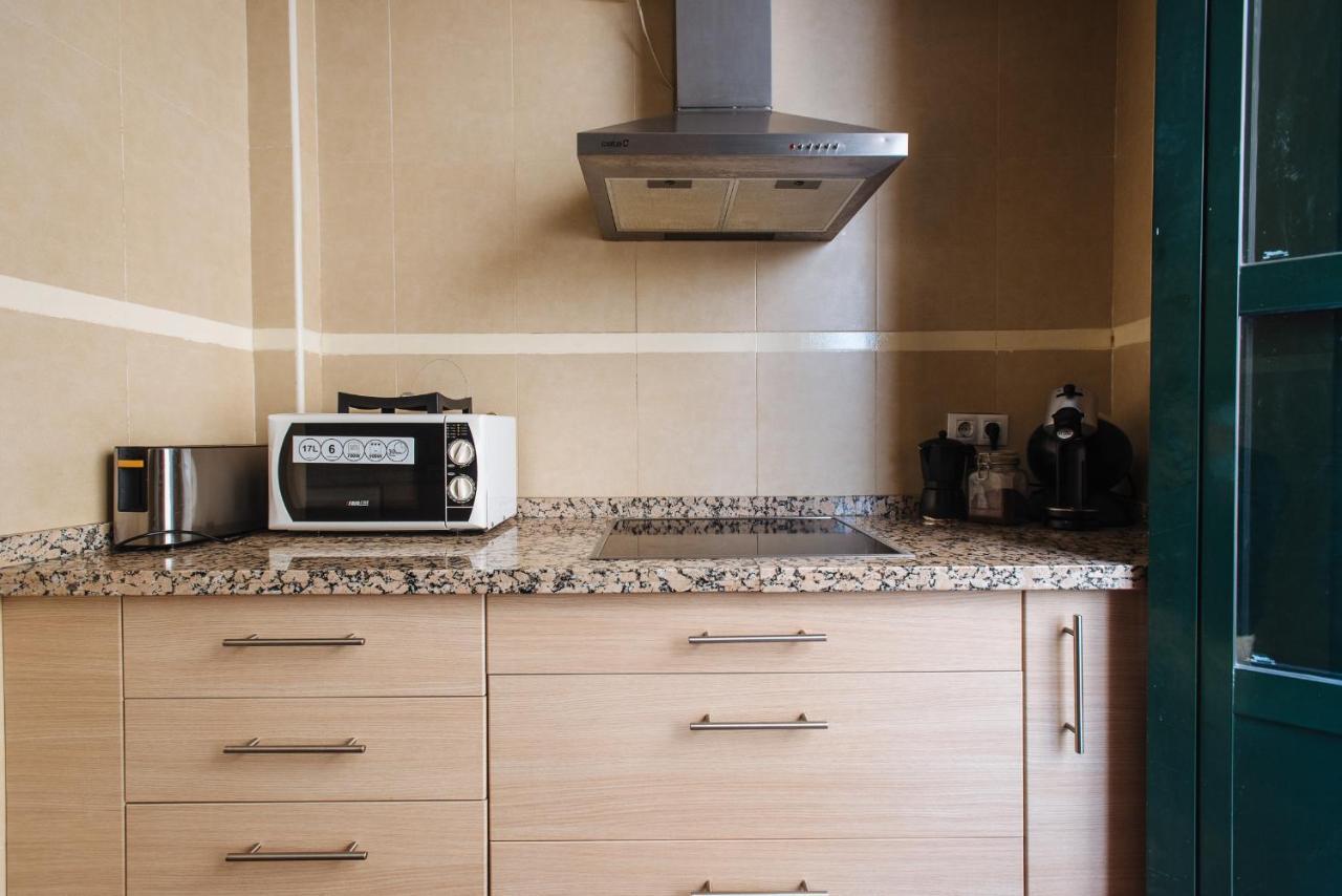 Homeyseville- Bright Apartment At Santa Cruz 6 Pax, Parking Optional Buitenkant foto