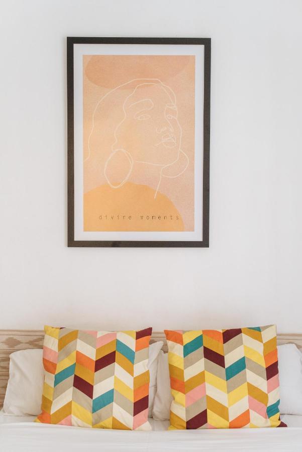 Homeyseville- Bright Apartment At Santa Cruz 6 Pax, Parking Optional Buitenkant foto