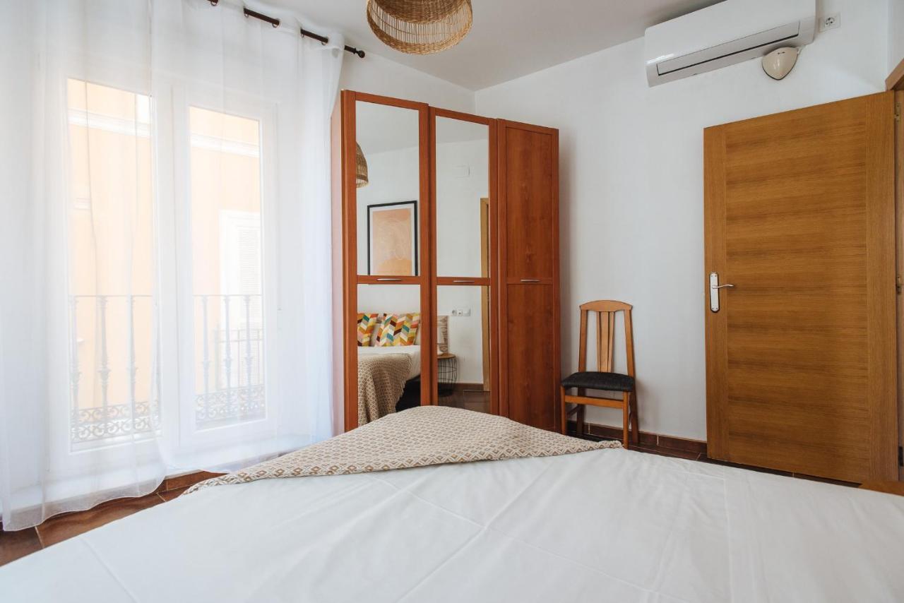 Homeyseville- Bright Apartment At Santa Cruz 6 Pax, Parking Optional Buitenkant foto
